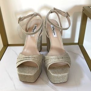 Nina Dorcas Gold Glitter Platform Sandal